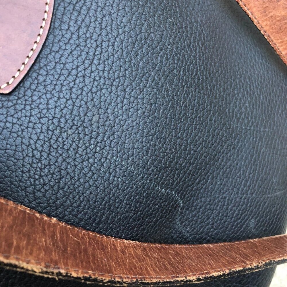 Vintage DOONEY & BOURKE Leather Tote Bag Purse Shoulder Leather Black Buckle - Picture 9 of 15